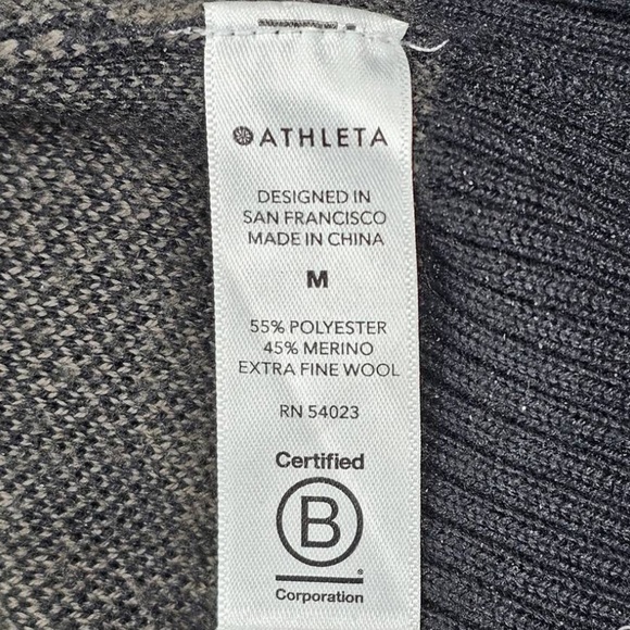 Athleta Jacquard Crew Sweater Abstract Animal Charcoal Grey Size Medium - Picture 5 of 10